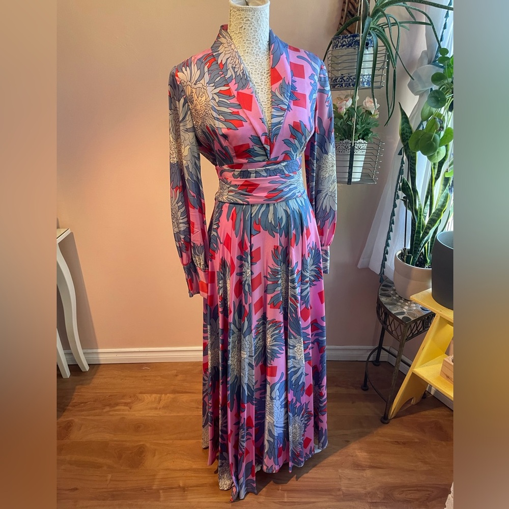 Outrageously Gorgeous Vintage Floral Print Maxi Dress Belted Gown, Size Medium - Picture 2 of 16